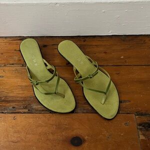 Damiani’s kitten heel sandals size 10